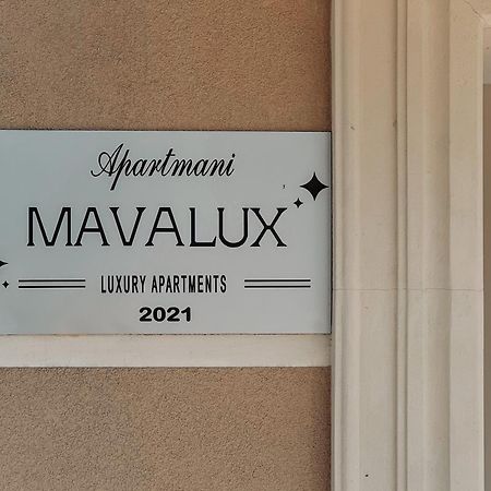 Mavalux apartments Tivat Extérieur photo