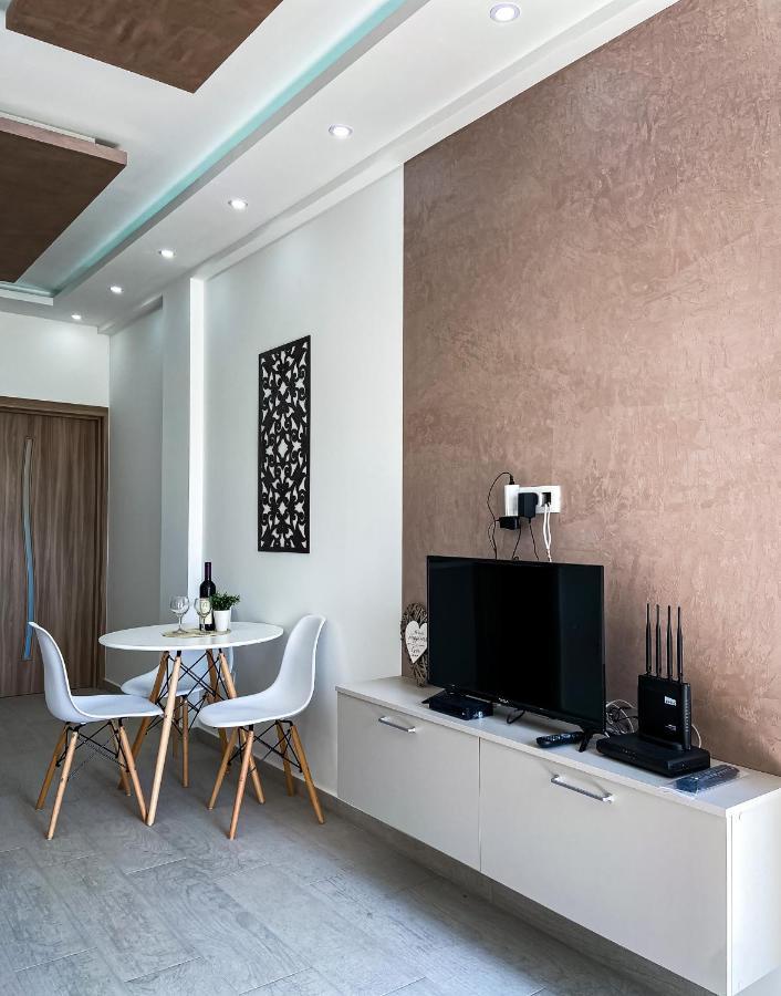 Mavalux apartments Tivat Extérieur photo